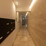 Appartamento Lovely Modern 1 Bedroom In