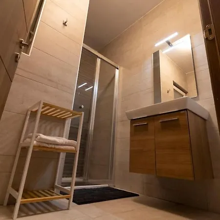 Apartment Lovely Modern 1 Bedroom In San Ġwann